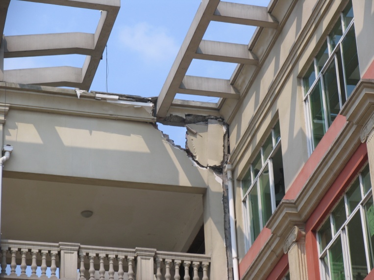 伟德国际1946招聘    招  聘(图5)